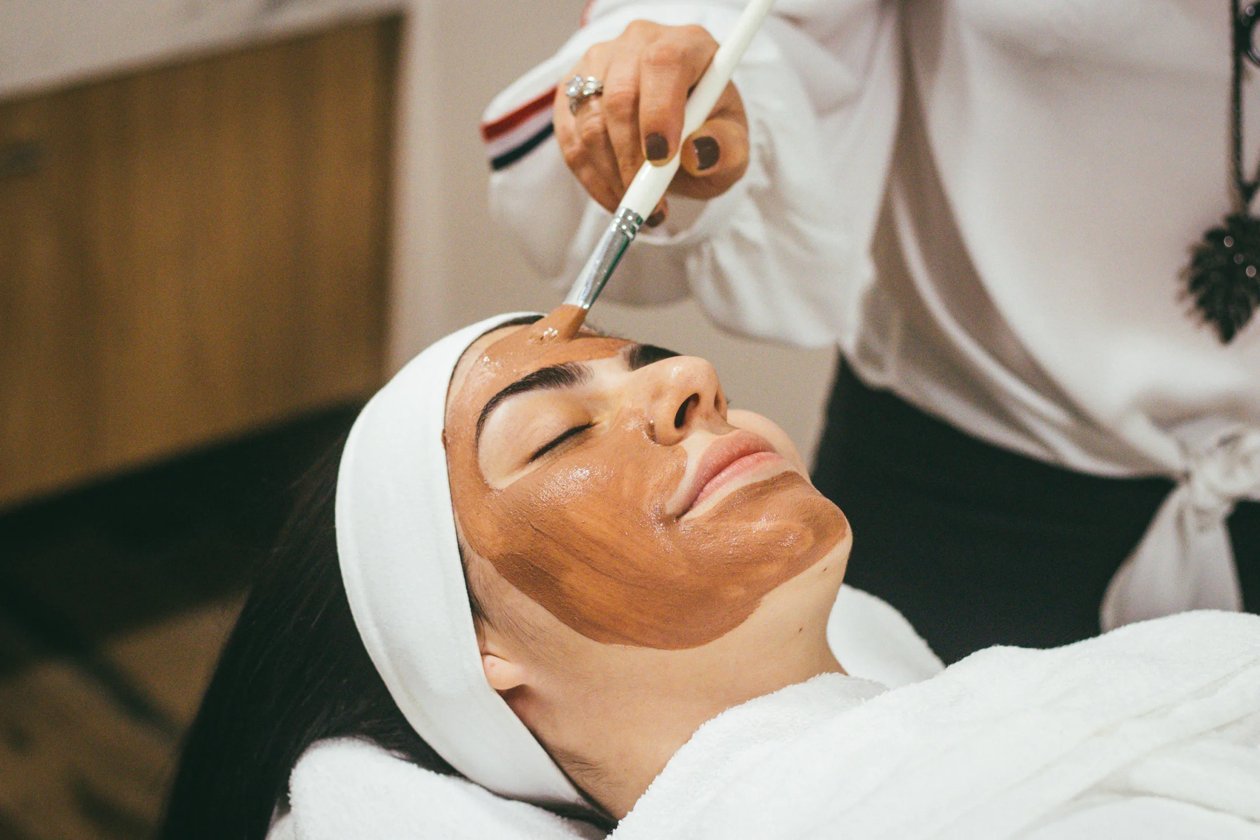 4 Non-Surgical Treatments Available at Med Spas
