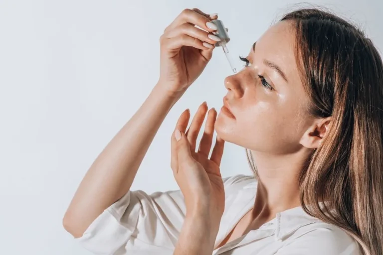 How IV Vitamin Therapy Can Help Maintain Hydration and Improve Skin Appearance