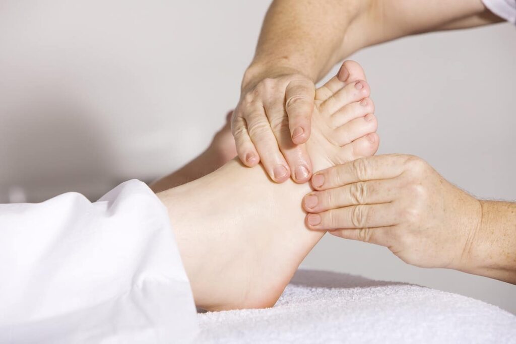 Relieving Flat Feet Discomfort Without Surgery