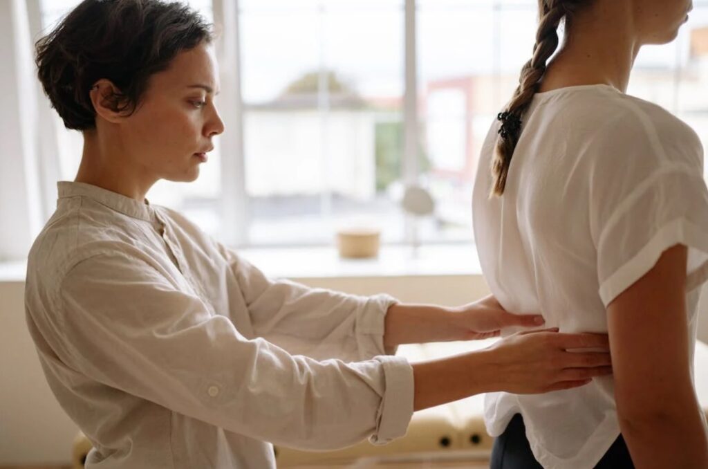 Choosing the Right Pain Management Doctor for Your Needs