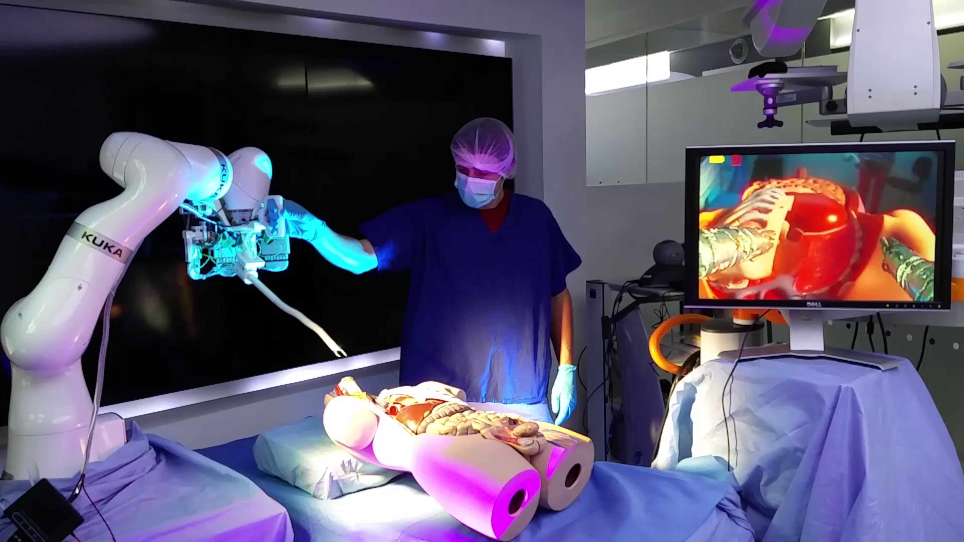 Traditional Surgery vs. Robotic Surgery